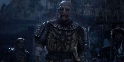 《黎明行者之血》：双面人生与道德抉择的黑暗奇幻之旅